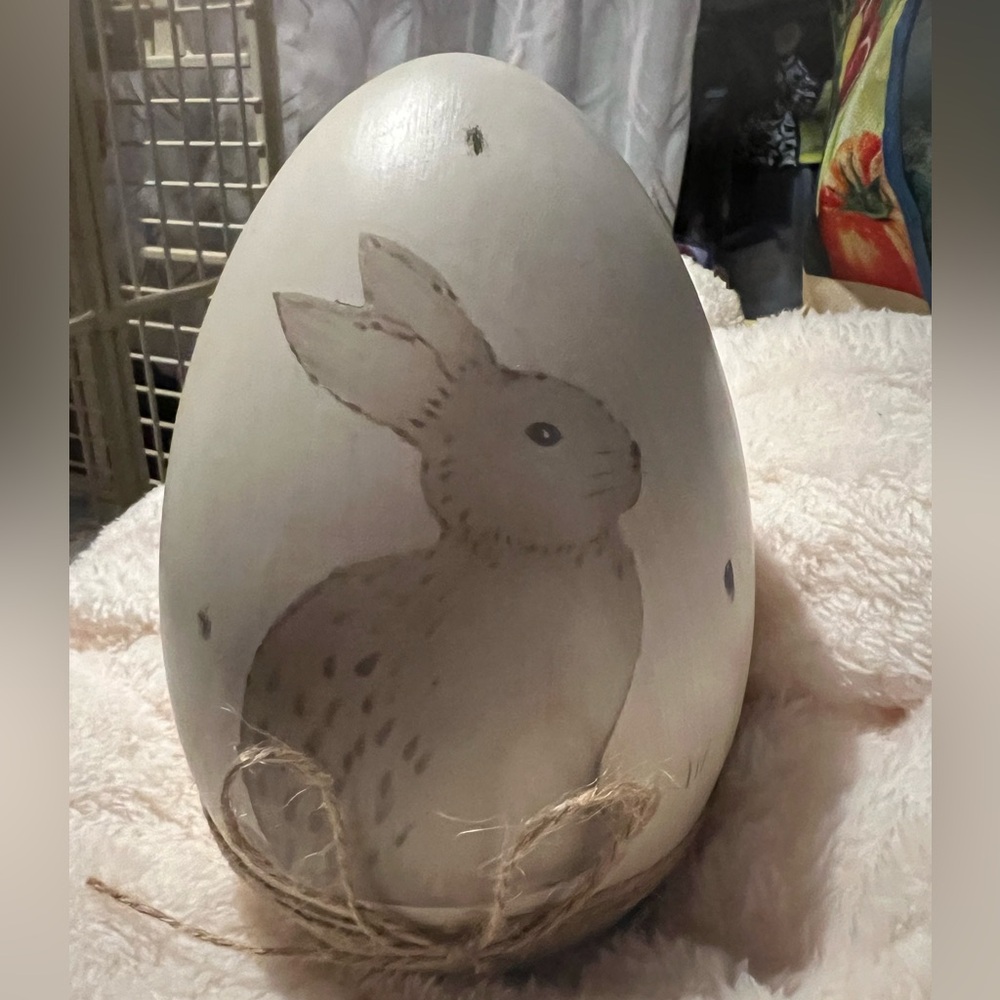 Farmhouse Decorative Egg Home Decor with Rabbit Design